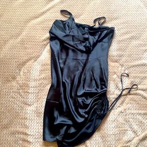 Little black dress 😍